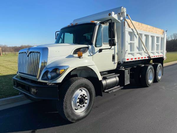 2009 INTERNATIONAL TANDEM DUMP WITH ONLY 46K ORIGINAL MILES WOW! -... for sale in Saint Joseph, IA – photo 11