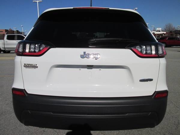2019 Jeep Cherokee Latitude Plus suv Bright White Clearcoat - cars &... for sale in Bentonville, AR – photo 7
