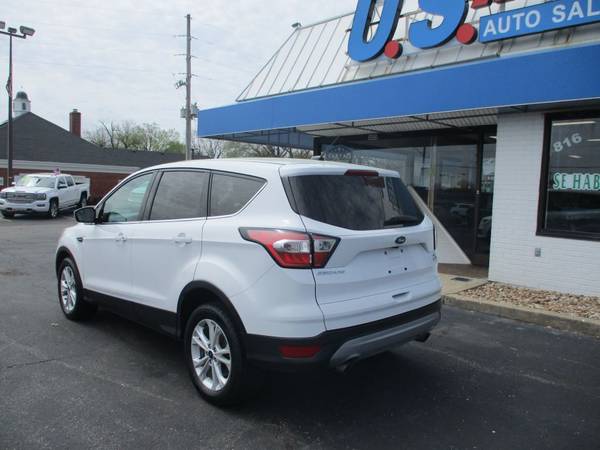 2017 Ford Escape SE - - by dealer - vehicle automotive for sale in BLUE SPRINGS, MO – photo 3