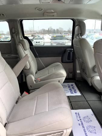2010 Chrysler Town & Country 4dr Wgn Touring - - by for sale in Chesaning, MI – photo 16