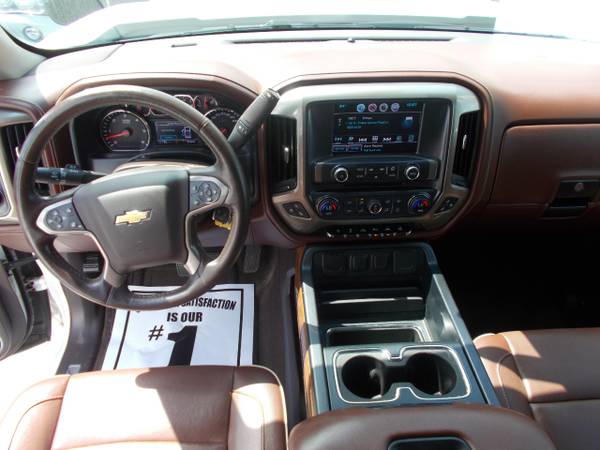 2016 Chevrolet Silverado 1500 4WD Crew Cab 143.5 High Country for sale in Frankenmuth, MI – photo 11