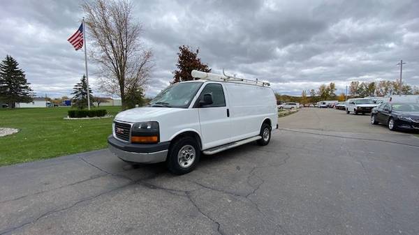 2015 GMC Savana G-2500 Cargo Van ***INCLUDES BULKHEAD/SHELVES*** -... for sale in Swartz Creek,MI, OH – photo 4