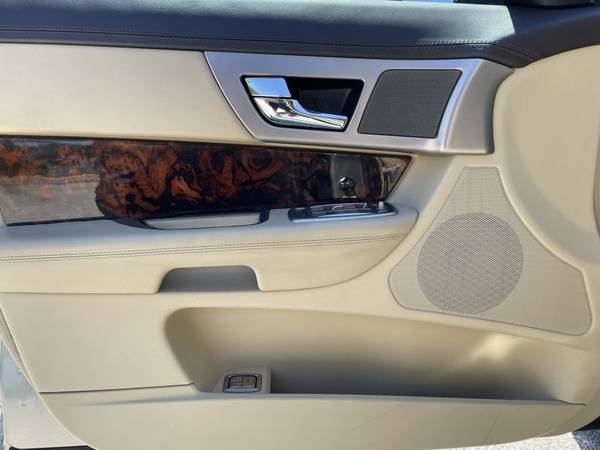 2011 Jaguar XF Premium ONLY 76K MILES EXCELENT COLOR LOADED for sale in Sarasota, FL – photo 21