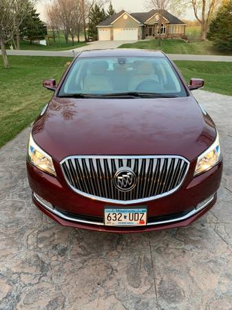 Buick LaCrosse 2016-Leather for sale in Alexandria, MN – photo 4