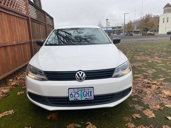 2013 Volkswagen Jetta - - cars & trucks - by dealer - vehicle... for sale in Dallas, OR – photo 5