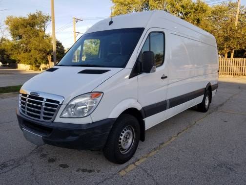 2011 Freightliner Sprinter 2500 170 Wheel Base LOW MILES for sale in Burbank, IL – photo 3