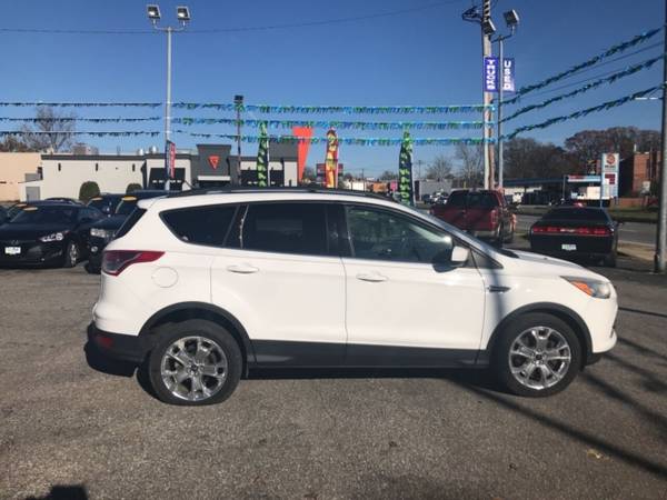*2013* *Ford* *Escape* *SE AWD 4dr SUV* - cars & trucks - by dealer... for sale in Essex, MD – photo 6