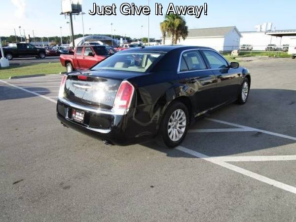 2014 Chrysler 300 Call for sale in Jacksonville, NC – photo 5