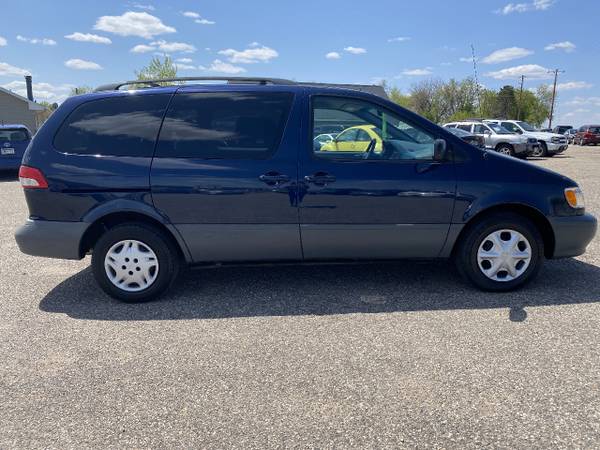 2001 Toyota Sienna 5dr LE (Natl) - - by dealer for sale in Shakopee, MN – photo 4