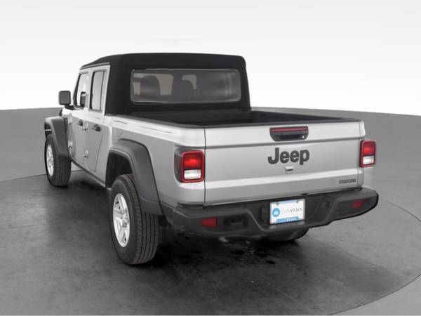 2020 Jeep Gladiator Sport Pickup 4D 5 ft pickup Gray - FINANCE... for sale in Knoxville, TN – photo 8