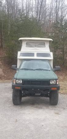 1991 Toyota Pickup 4x4 Chinook Camper for sale in Christiansburg, VA – photo 2