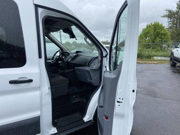 2016 Ford Transit 150 Wagon XLT w/Medium Roof w/Sliding Side Door for sale in Eugene, OR – photo 9