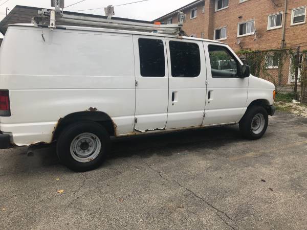 2006 ford e250 cargo van Runs and drives good 142k miles for sale in Bridgeview, IL – photo 3
