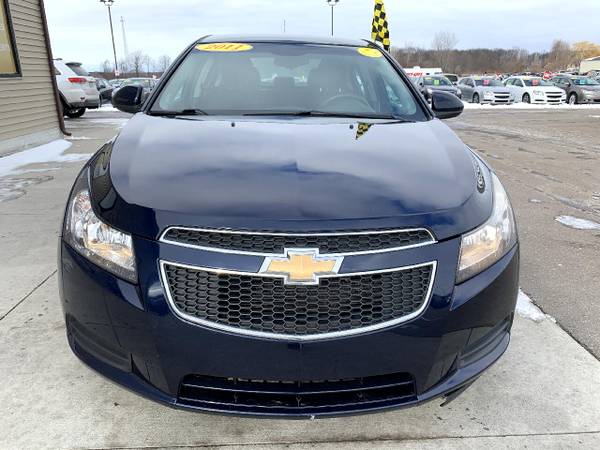 2011 Chevrolet Cruze 4dr Sdn LT w/1LT - - by dealer for sale in Chesaning, MI – photo 2