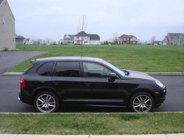 2010 Porsche Cayenne GTS AWD SUV - 405 Horsepower! All Service for sale in Bethlehem, PA – photo 4