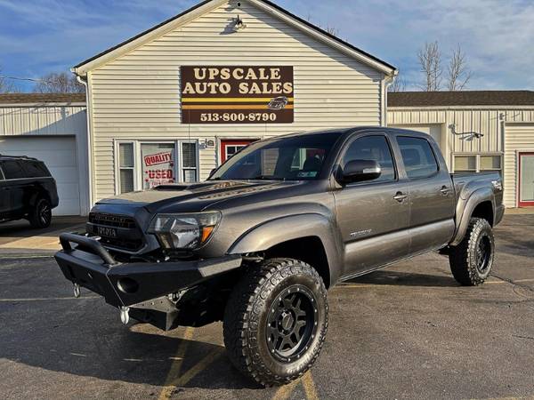 2012 Toyota Tacoma Double Cab V6 4WD - - by dealer for sale in Goshen, KY – photo 2