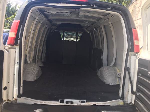 2014 GMC Savana 2500 cargo van AT AC PL MD Inspection Warranty... for sale in TEMPLE HILLS, MD – photo 10