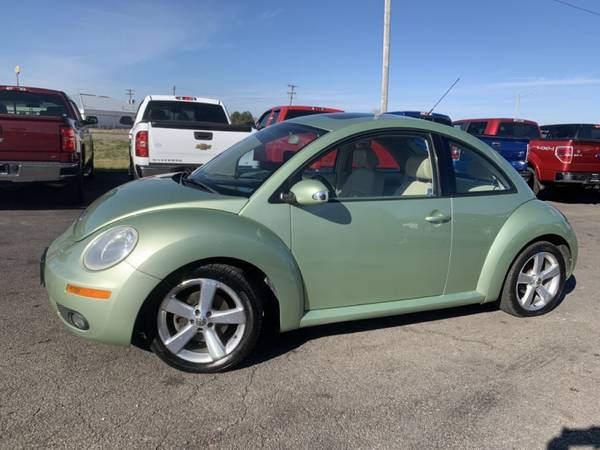 2007 VOLKSWAGEN NEW BEETLE 2.5L OPTION PACKAGE 2 - cars & trucks -... for sale in Chenoa, IL – photo 4