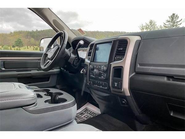 2018 Ram Ram Pickup 2500 Big Horn 4x4 4dr Crew Cab 6 3 ft SB - cars for sale in New Lebanon, NY – photo 10
