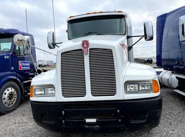 2007 Kenworth T600 Clean title for sale in TAMPA, FL – photo 2