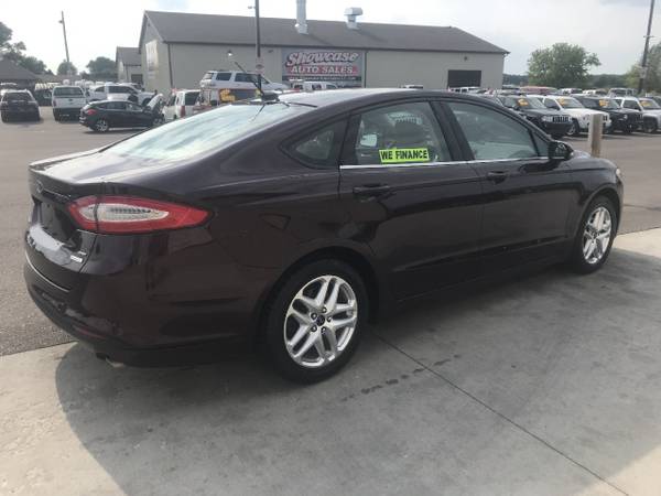 GAS SAVER!! 2013 Ford Fusion 4dr Sdn SE FWD for sale in Chesaning, MI – photo 4