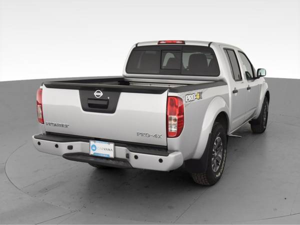 2019 Nissan Frontier Crew Cab PRO-4X Pickup 4D 5 ft pickup Silver -... for sale in Indianapolis, IN – photo 10