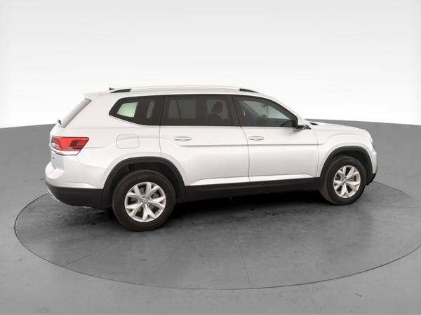 2019 VW Volkswagen Atlas SE 4Motion Sport Utility 4D suv Silver for sale in Albany, NY – photo 12