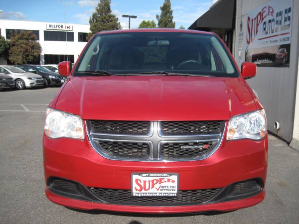 1495 Down & 295 Per Month on this 2013 DODGE GRAND CARAVAN SXT for sale in Modesto, CA – photo 4