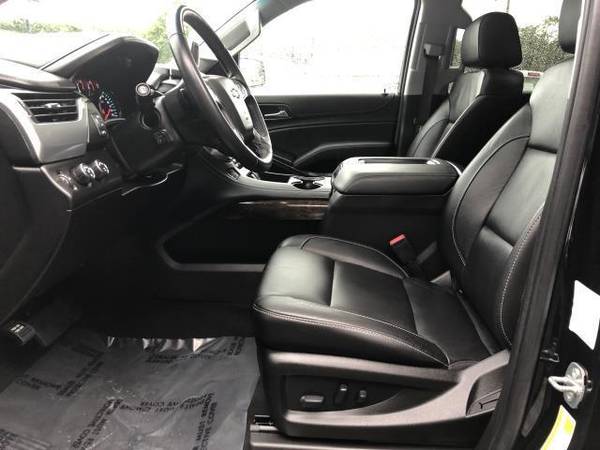 2019 Chevrolet Suburban 4WD 4dr 1500 LT for sale in Fort Gratiot, MI – photo 8