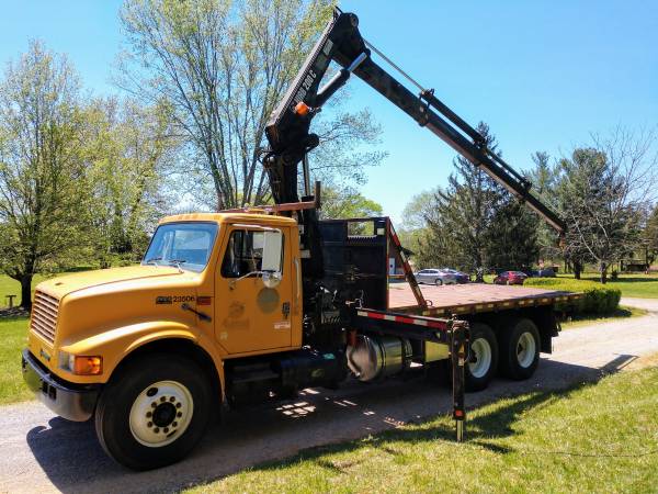 Knuckle Boom Crane / International 4900 for sale in Norris, TN – photo 2