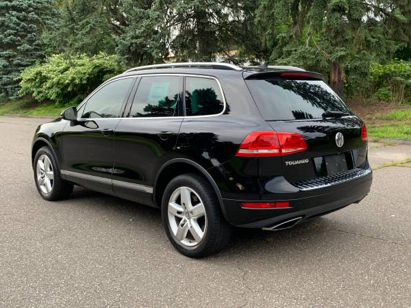 2012 Volkswagen Touareg 4dr TDI Lux|125,999 Miles for sale in Waterbury, CT – photo 8