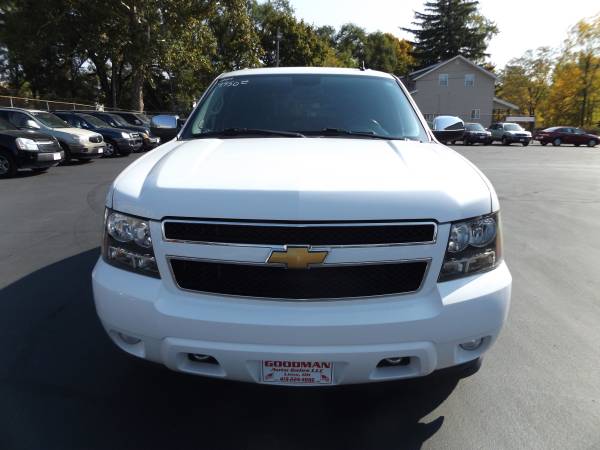 2011 CHEVROLET AVALANCHE LT - cars & trucks - by dealer - vehicle... for sale in Lima, OH – photo 2