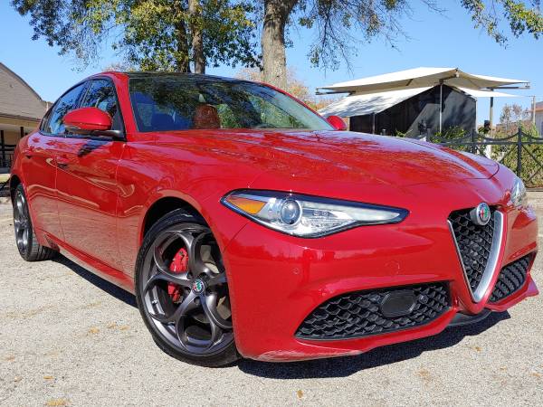 2017 Alfa Romeo Giulia Q4 - cars & trucks - by dealer - vehicle... for sale in Tomball, TX – photo 2
