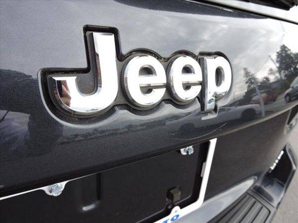 2015 Jeep Grand Cherokee Laredo E for sale in Salem, MA – photo 10