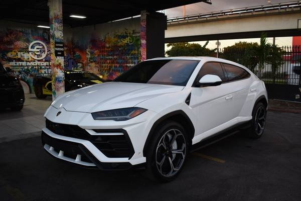 2019 Lamborghini Urus Base AWD 4dr SUV SUV - cars & trucks - by... for sale in Miami, NY – photo 4