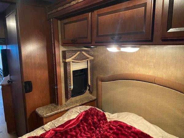 2014 Thor Hurricane 34e Class A - - by dealer for sale in Ocala, FL – photo 22