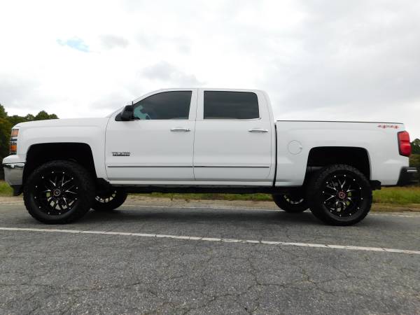 LIFTED 15 CHEVY SILVERADO 1500 LTZ CREW 4X4 20X10 NEW 33X12.50... for sale in KERNERSVILLE, NC – photo 9