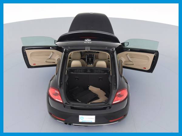 2017 VW Volkswagen Beetle 1 8T SE Hatchback 2D hatchback Black for sale in Farmington, MI – photo 18