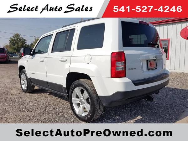 2014 JEEP PATRIOT LATITUDE 4X4 - cars & trucks - by dealer - vehicle... for sale in Redmond, OR – photo 3