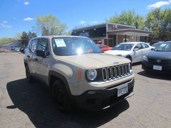 2016 Jeep Renegade Only 40, 000 Miles Manual Transmission AUX for sale in Anoka, MN – photo 5
