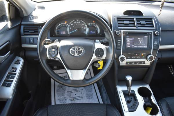 2014 Toyota Camry SE ***79K MILES ONLY*** - cars & trucks - by... for sale in Omaha, IA – photo 14