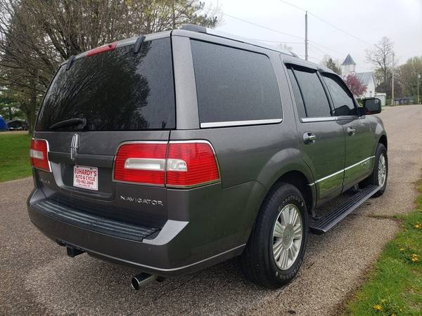 2010 Lincoln Navigator SUV - - by dealer - vehicle for sale in New London, WI – photo 5