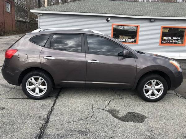 2010 Nissan Rogue - Financing Available! - cars & trucks - by dealer... for sale in Norwich, CT – photo 2