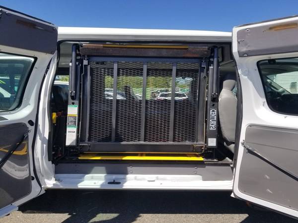 2009 Ford E-250 Extended-HIGH TOP/WHEEL CHAIR OR EQUIP LIFT-7 SEATS for sale in Tinton Falls, NJ – photo 9