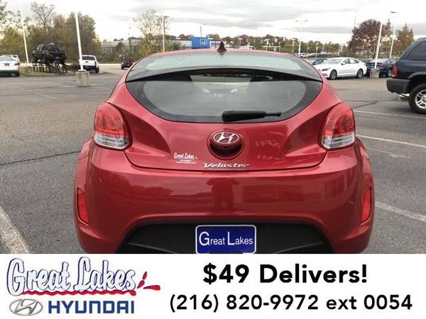 2016 Hyundai Veloster coupe Base for sale in Streetsboro, OH – photo 4