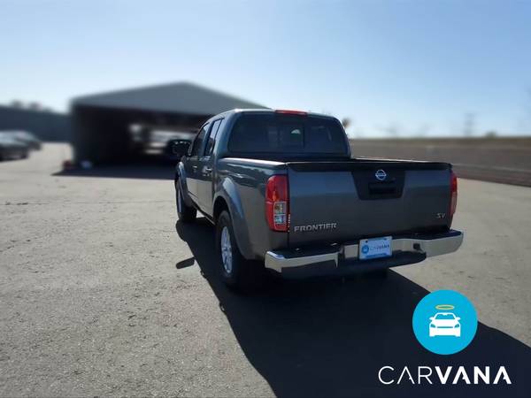 2019 Nissan Frontier Crew Cab SV Pickup 4D 5 ft pickup Gray for sale in El Paso, TX – photo 8
