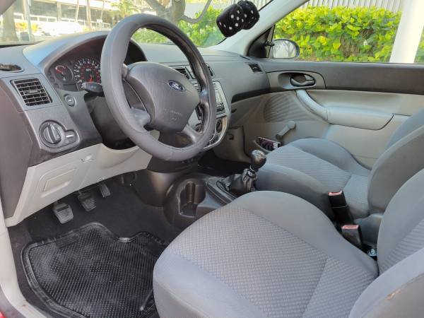 2006 Ford Focus ZX3 31mpg 5spd for sale in Honolulu, HI – photo 5