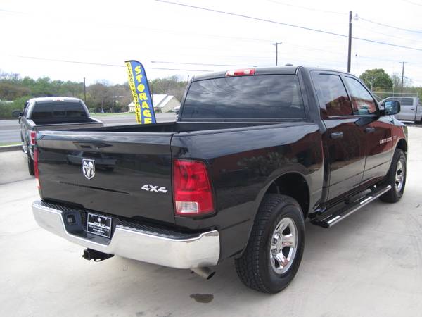 2012 Ram 1500 Crew Cab 4x4 - LOW MILES !!! for sale in New Braunfels, TX – photo 3