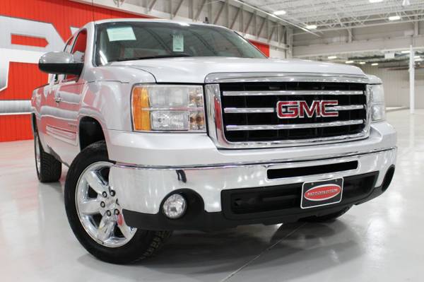 2013 *GMC* *Sierra 1500* *SLE* Quicksilver Metallic - cars & trucks... for sale in Jonesboro, GA – photo 2