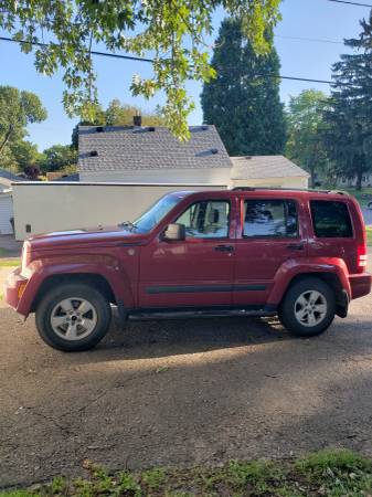Jeep Liberty, 4wd for sale in North Saint Paul, MN – photo 3